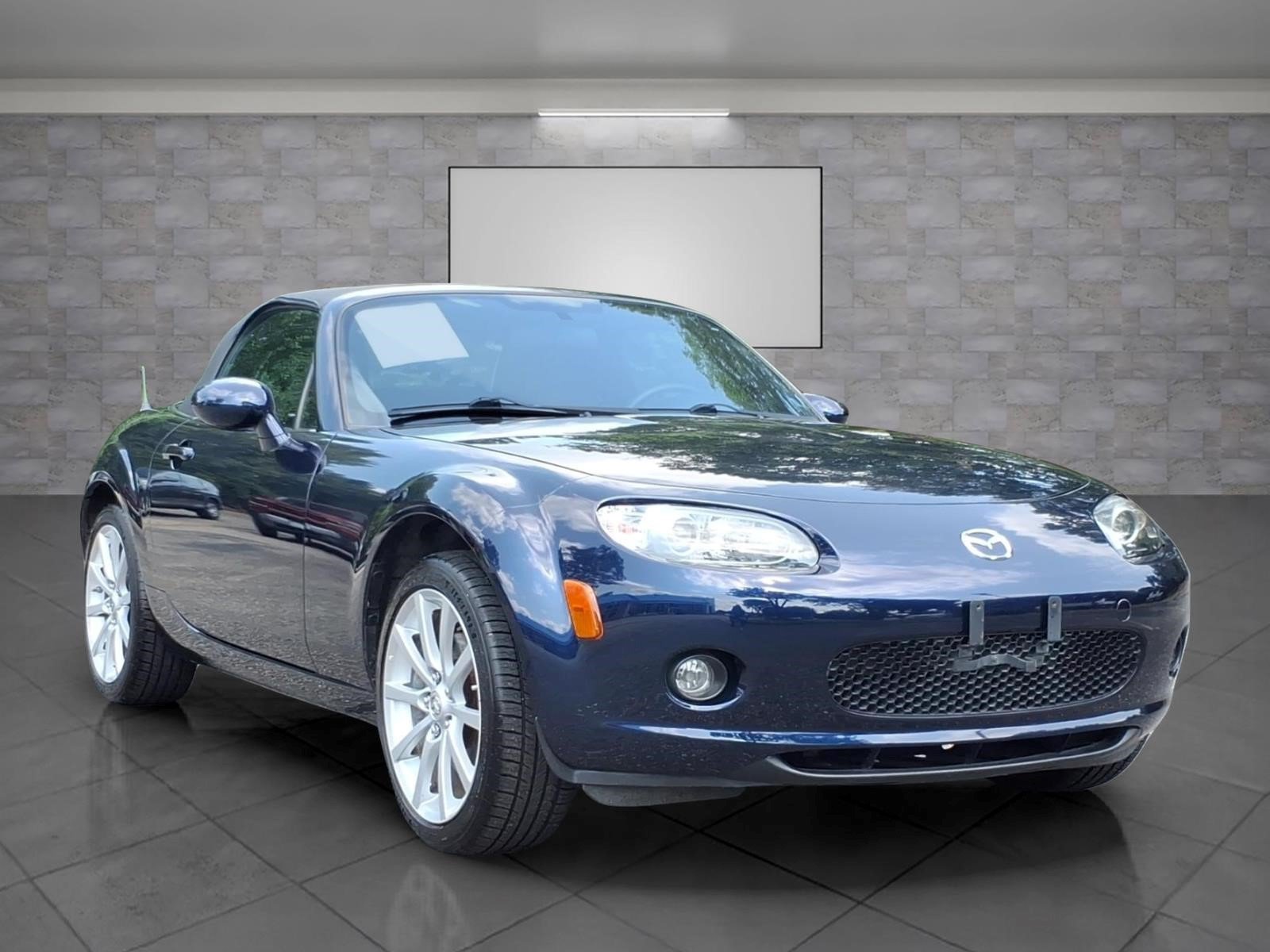  Mazda MX-5 Miata