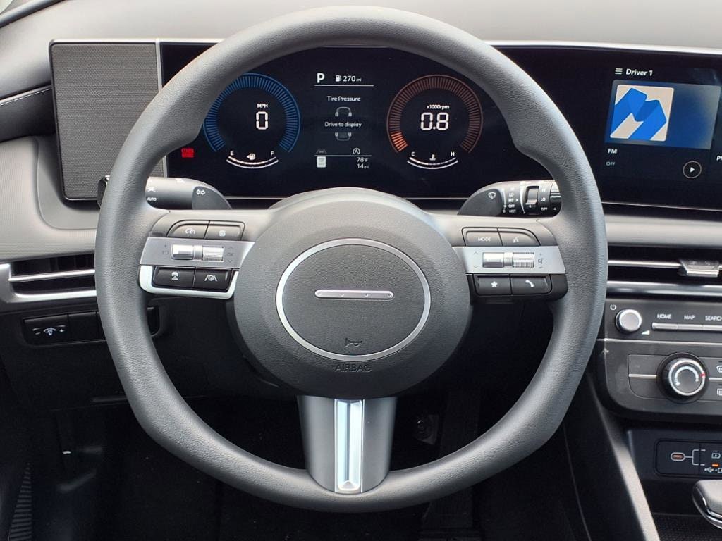 2025 Hyundai Tucson SE - Photo 11