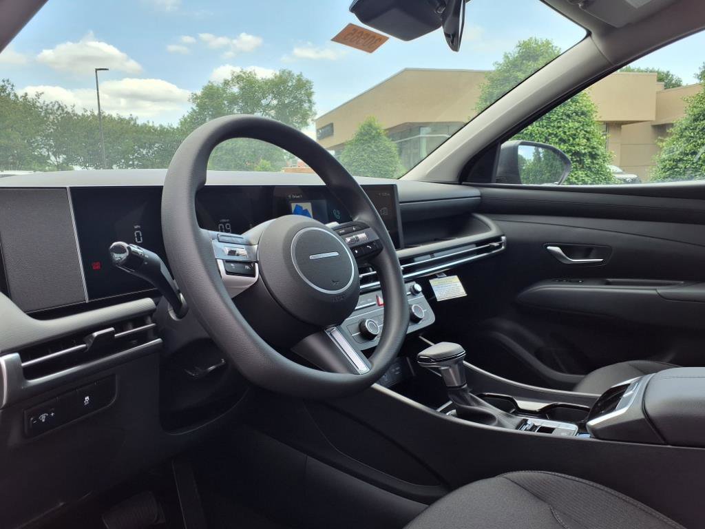 2025 Hyundai Tucson SE - Photo 7