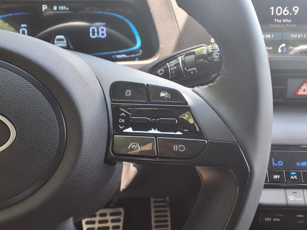 2025 Hyundai Elantra SEL - Photo 11