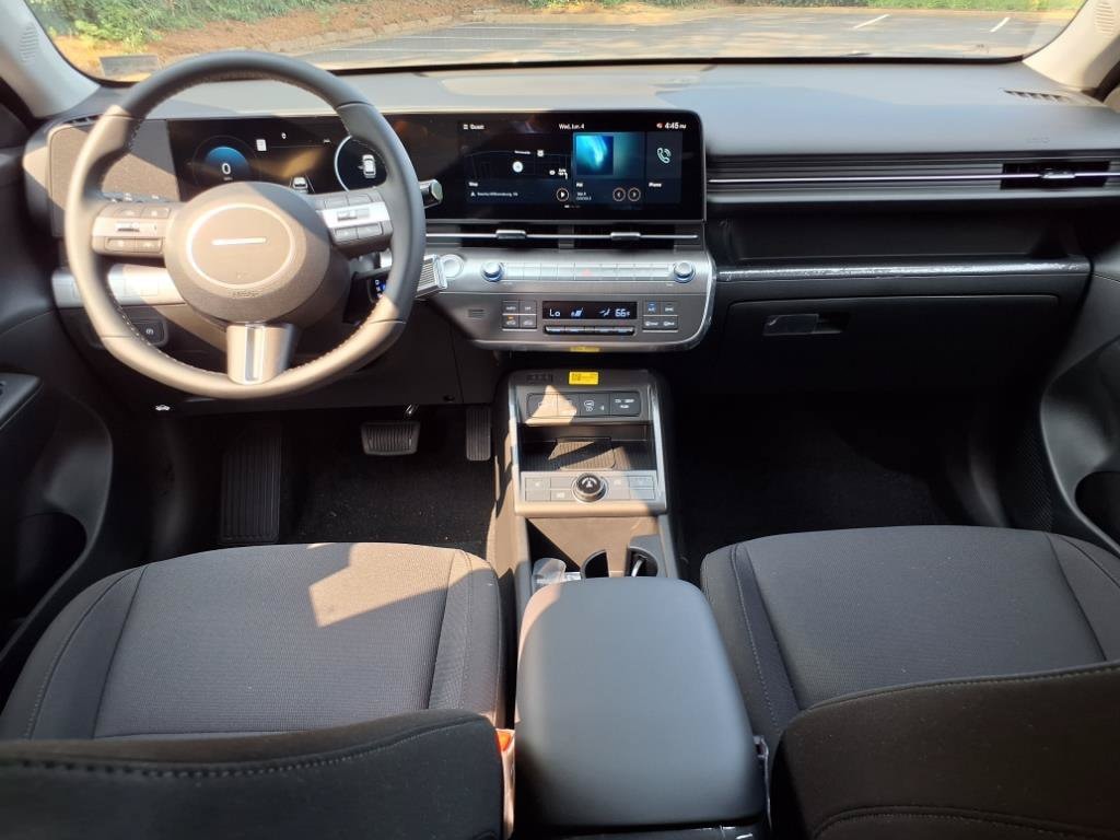 2025 Hyundai Kona SEL Convenience - Photo 15