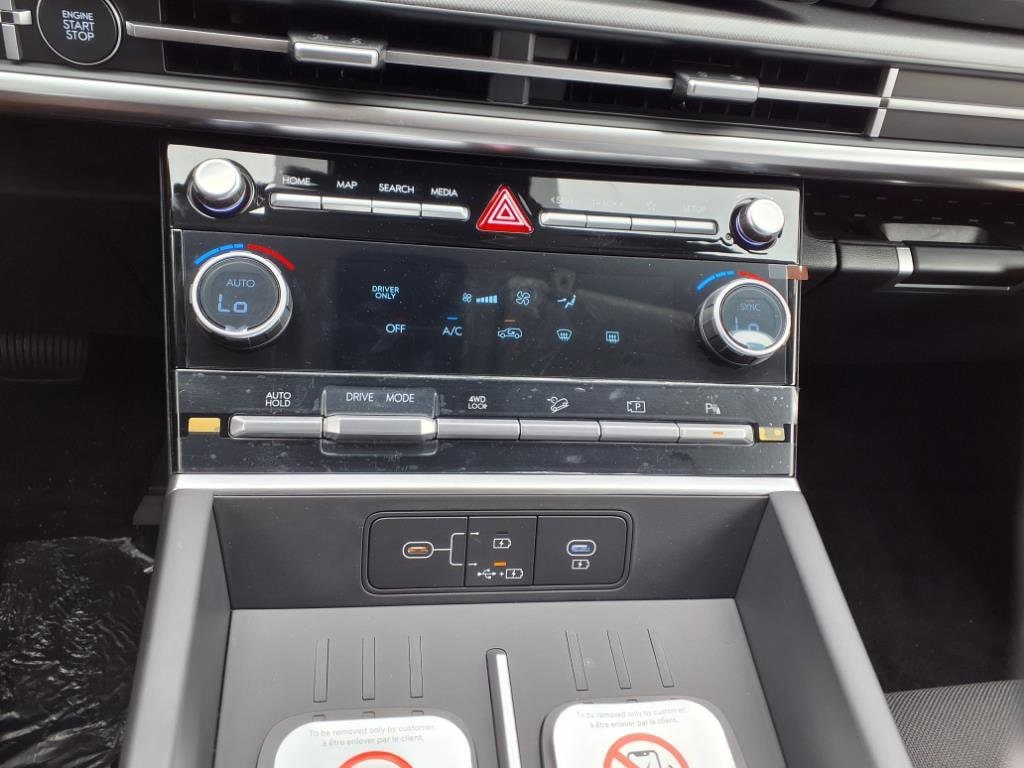 2026 Hyundai Santa Fe SE - Photo 14