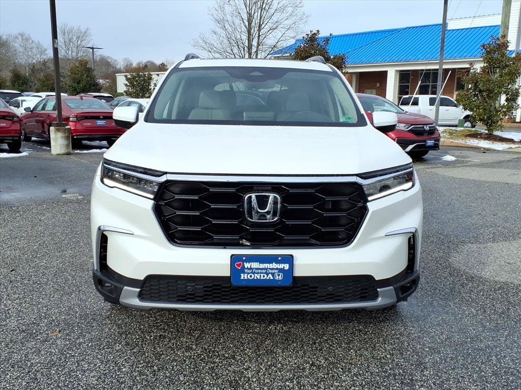 Used 2025 Honda Pilot Touring Touring AWD