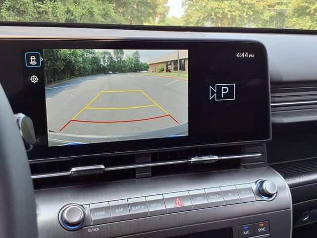 2025 Hyundai Kona SEL Convenience - Photo 12