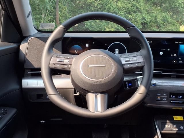 2025 Hyundai Kona SEL Convenience - Photo 14