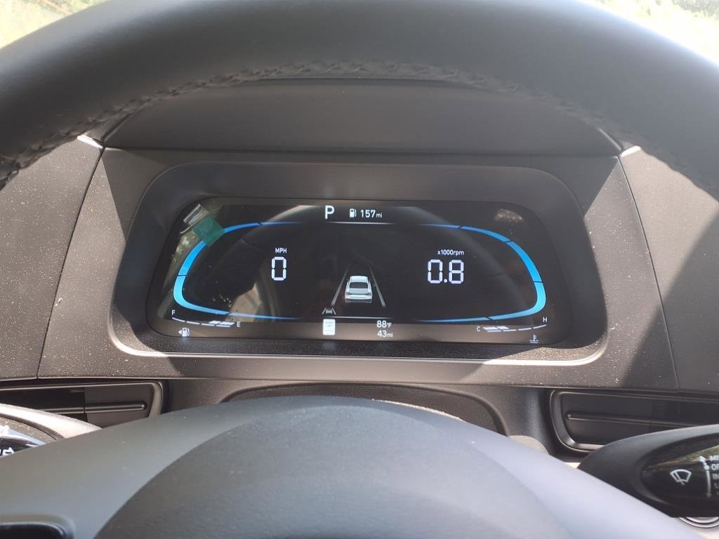 2025 Hyundai Elantra SEL - Photo 12