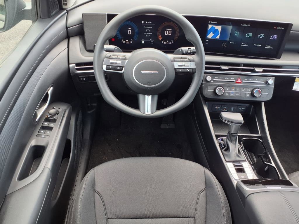 2025 Hyundai Tucson SE - Photo 10