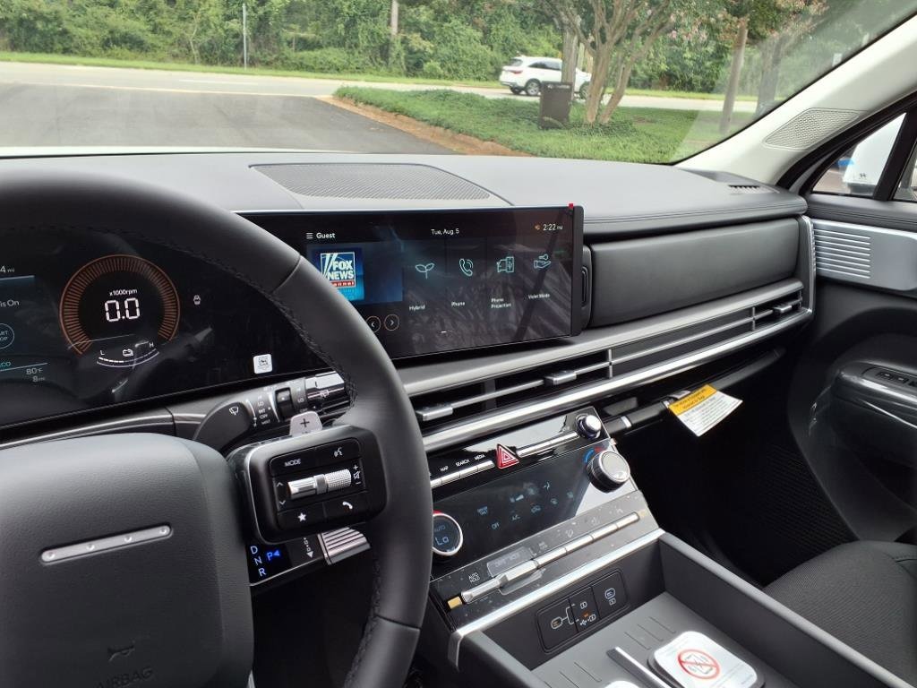 2026 Hyundai Santa Fe SE - Photo 9