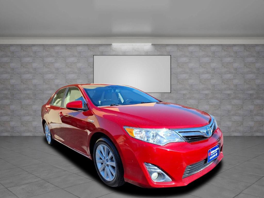 2013 Toyota Camry LE Hybrid
