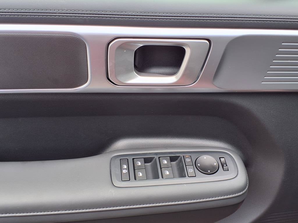 2025 Hyundai Santa Fe XRT - Photo 8