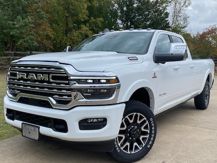 2025 Ram 3500 Limited Truck Crew Cab