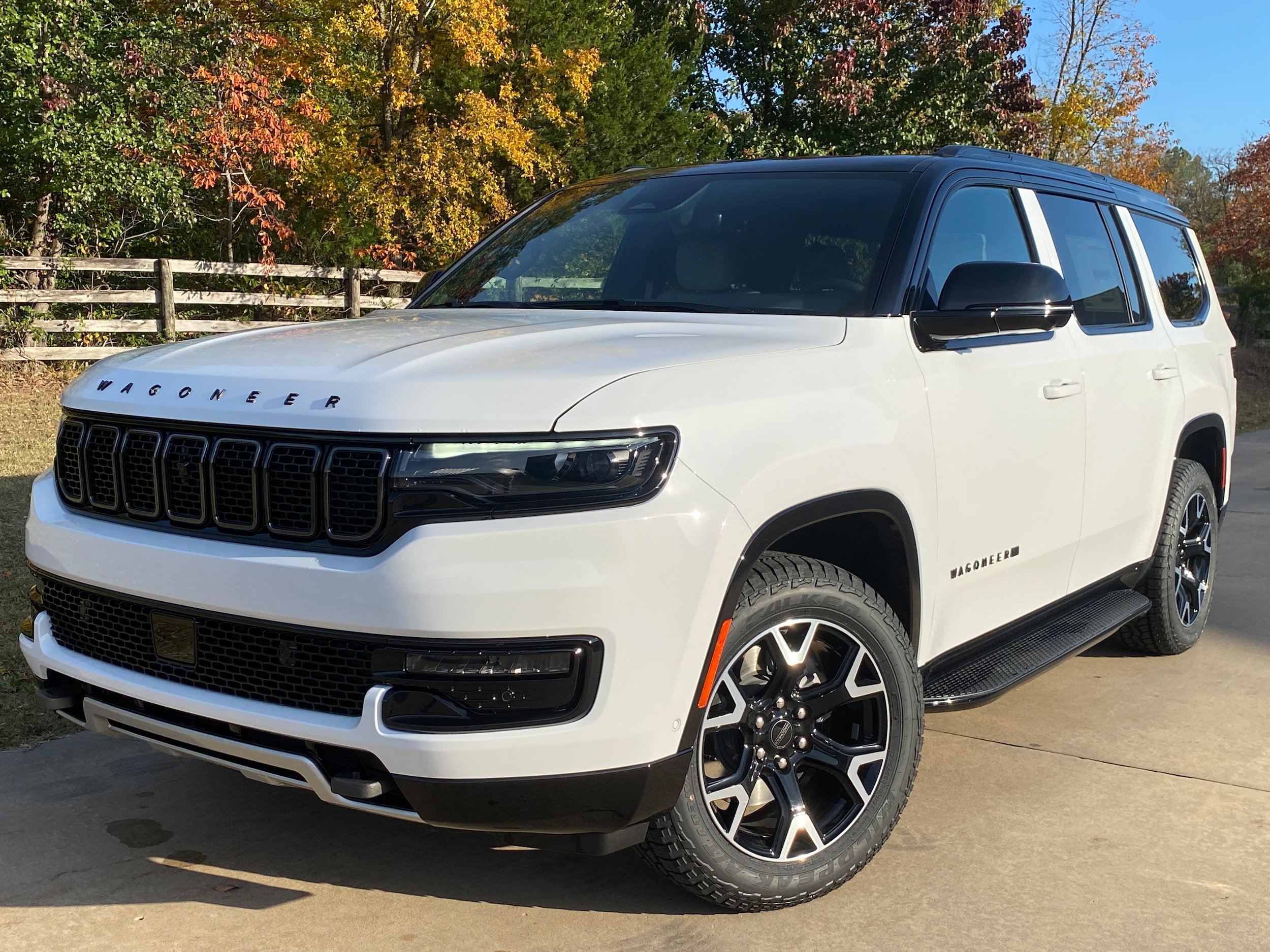 2025 Jeep Wagoneer Series II's photo