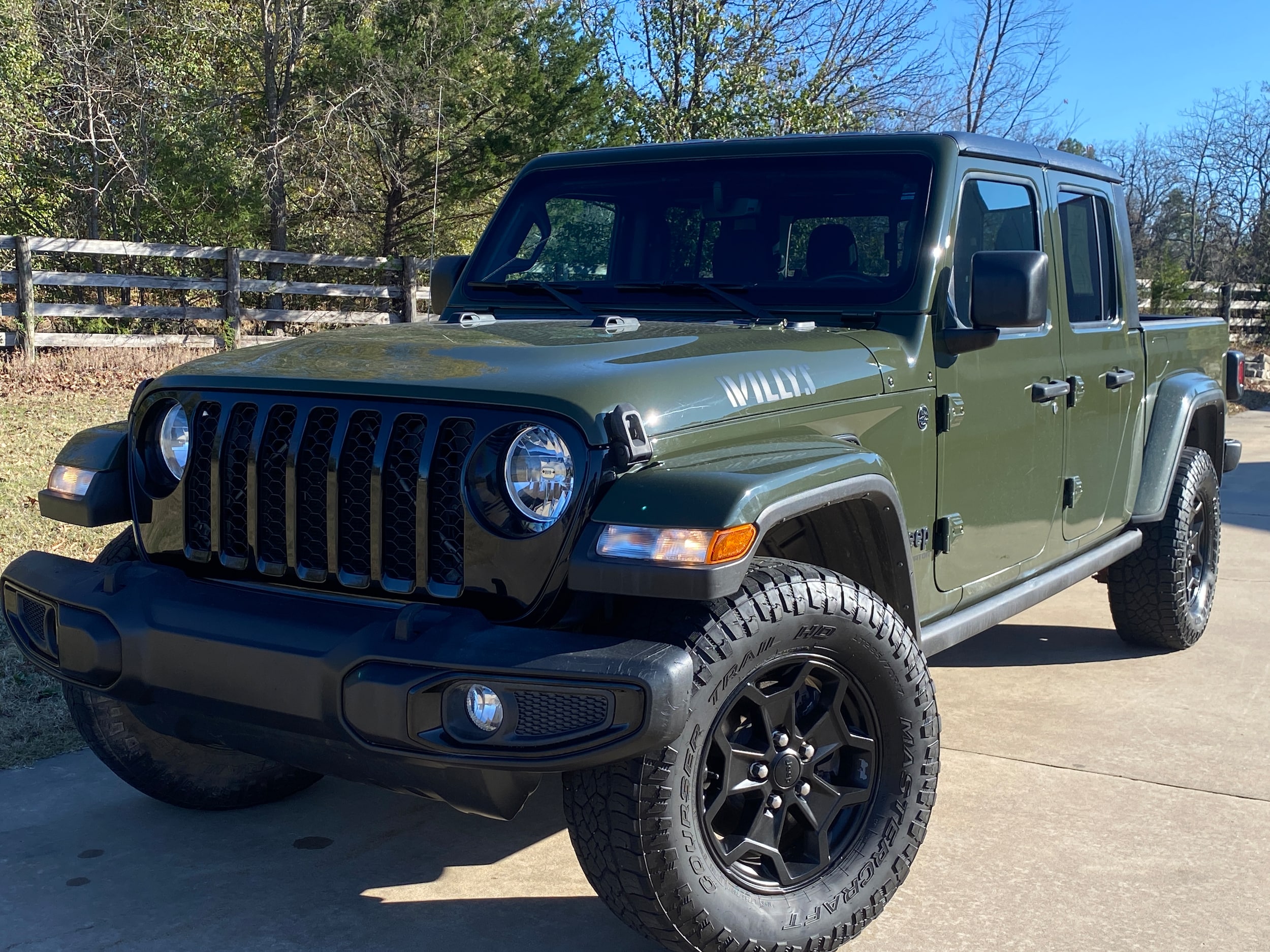 2021 Jeep Gladiator WILLYS's photo