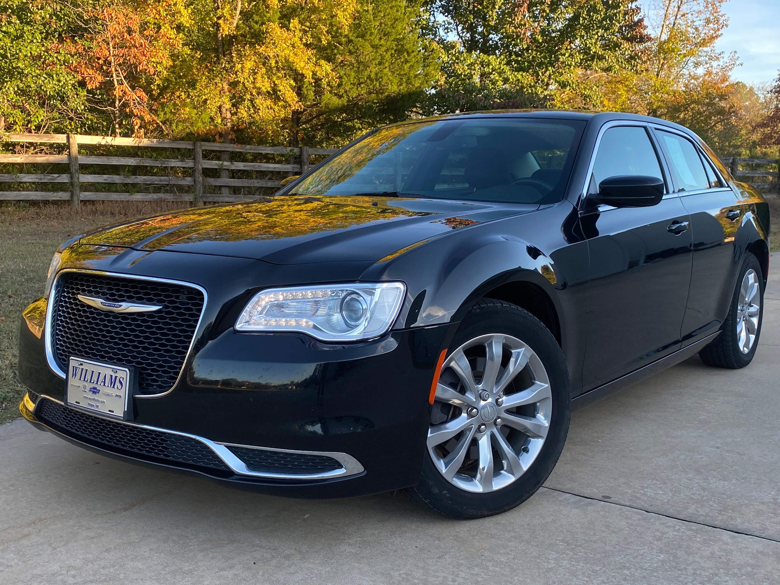2018 Chrysler 300 Touring