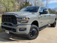 2026 Ram 3500 BIG HORN CREW CAB 4X4 8' BOX Pickup