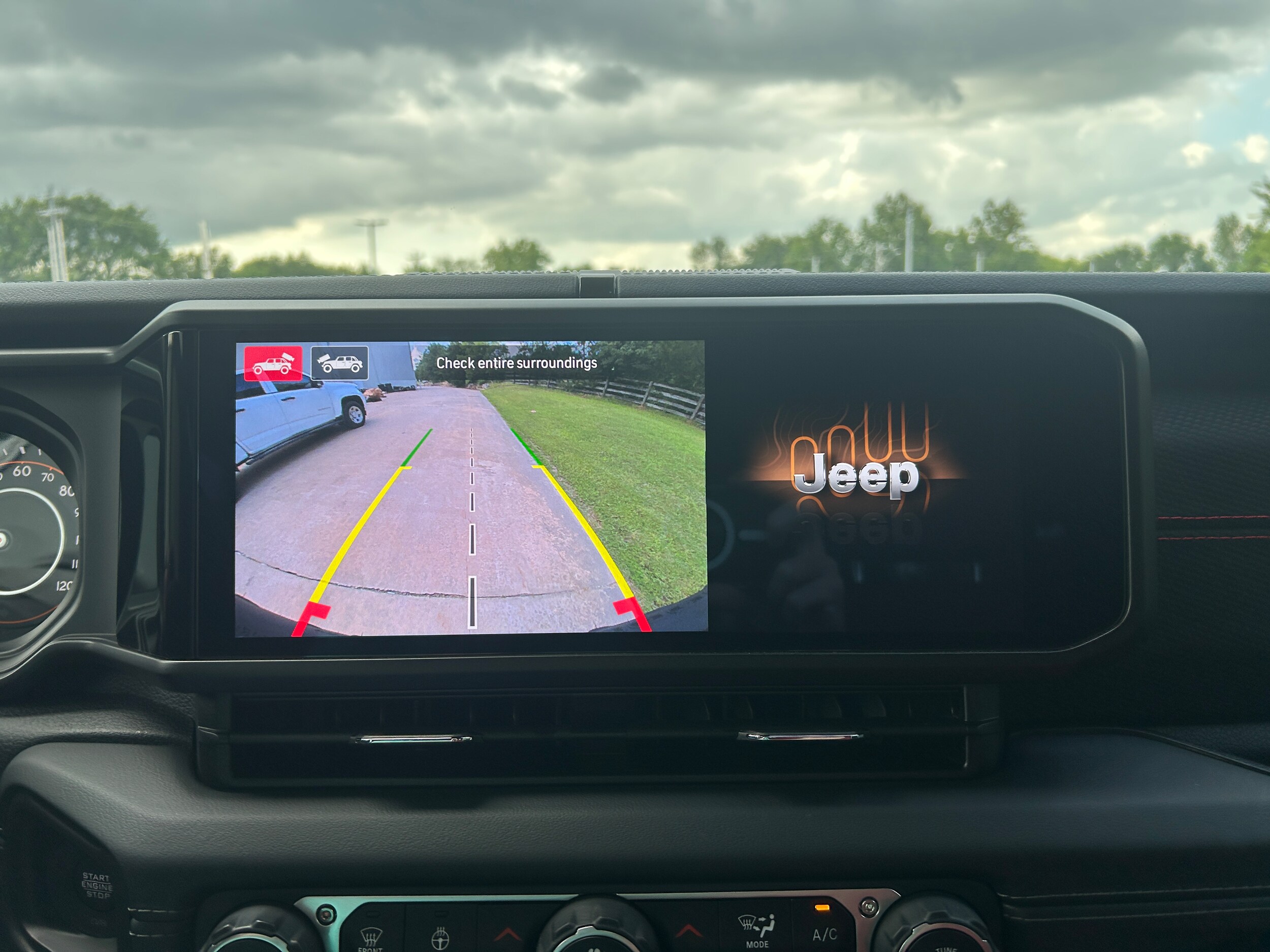 2024 Jeep Wrangler 4-Door Rubicon 392 - Photo 26