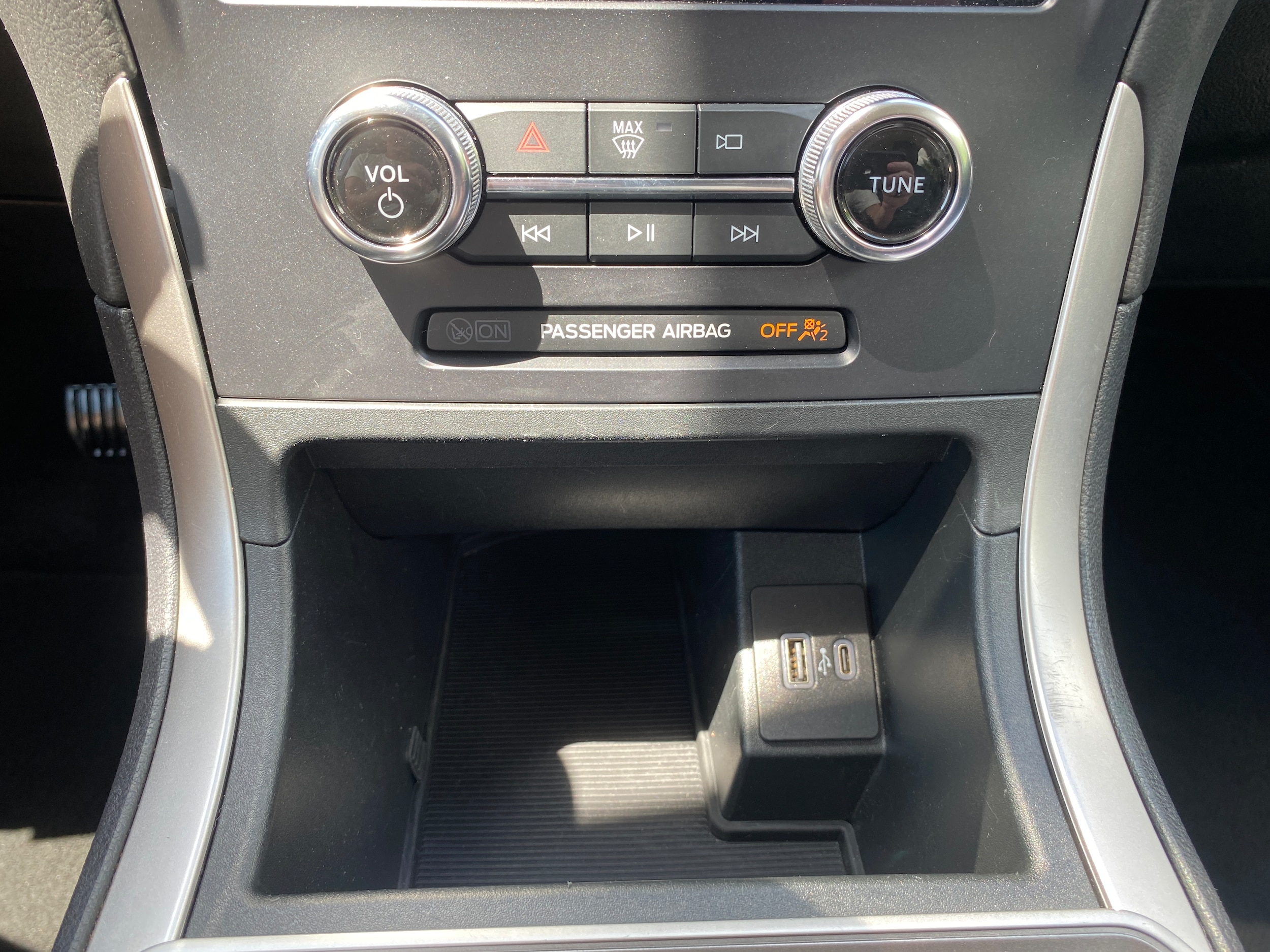 2024 Ford Edge SEL - Photo 20