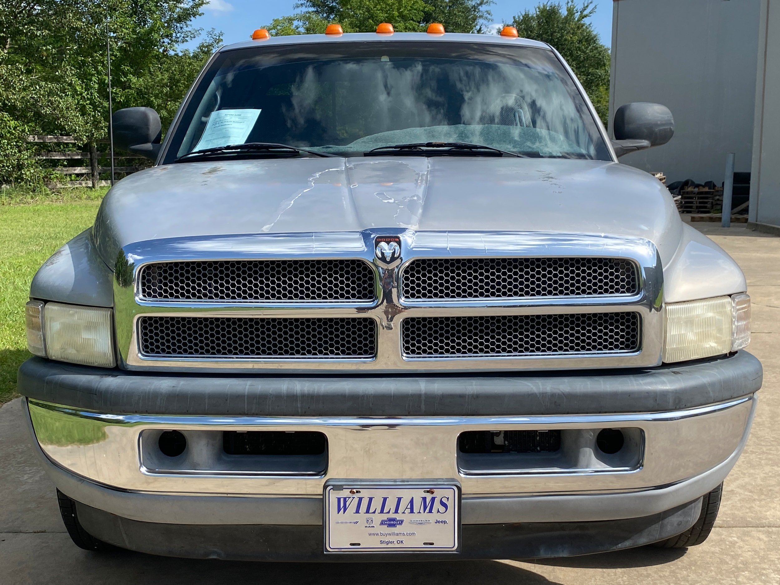 1B7MC3367WJ254611
