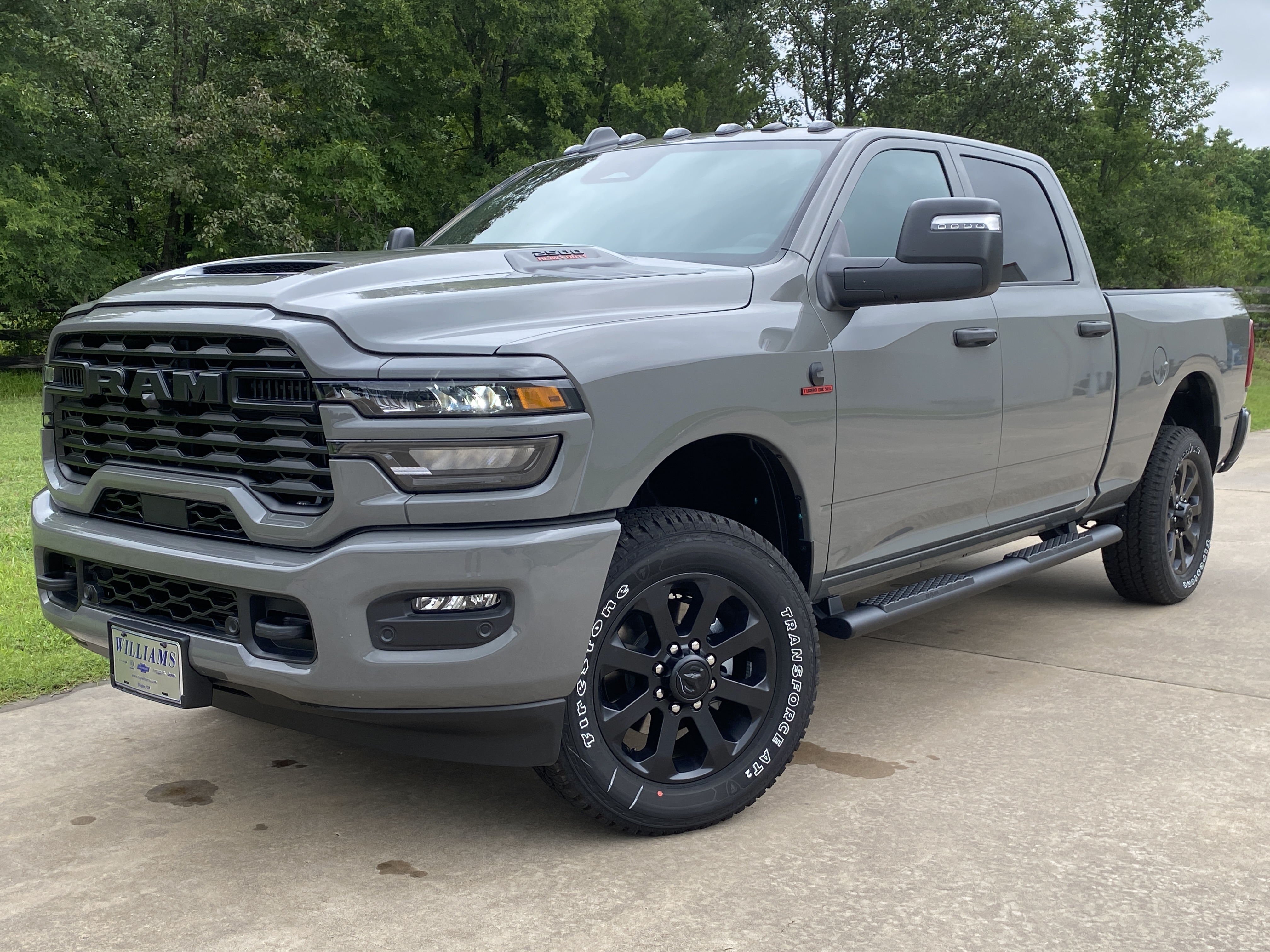 2026 Ram 2500 BLACK EXPRESS CREW CAB 4X4 6'4 BOX Pickup