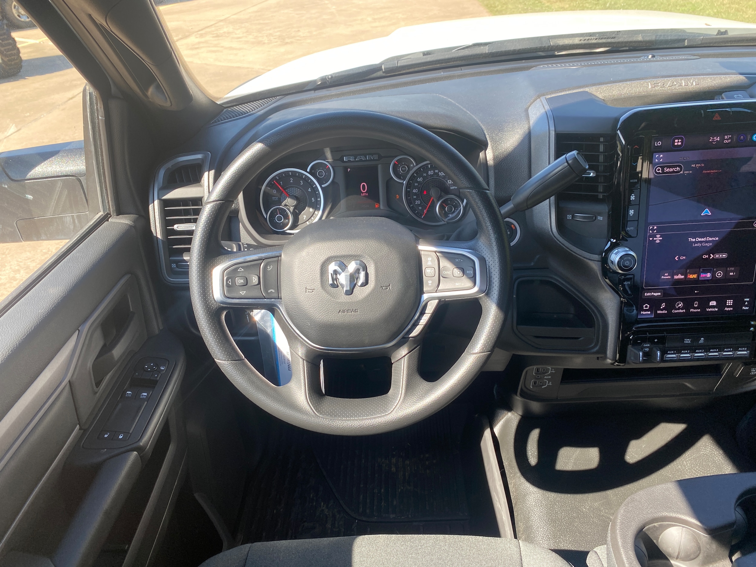 2025 RAM Ram 3500 Pickup Tradesman - Photo 14