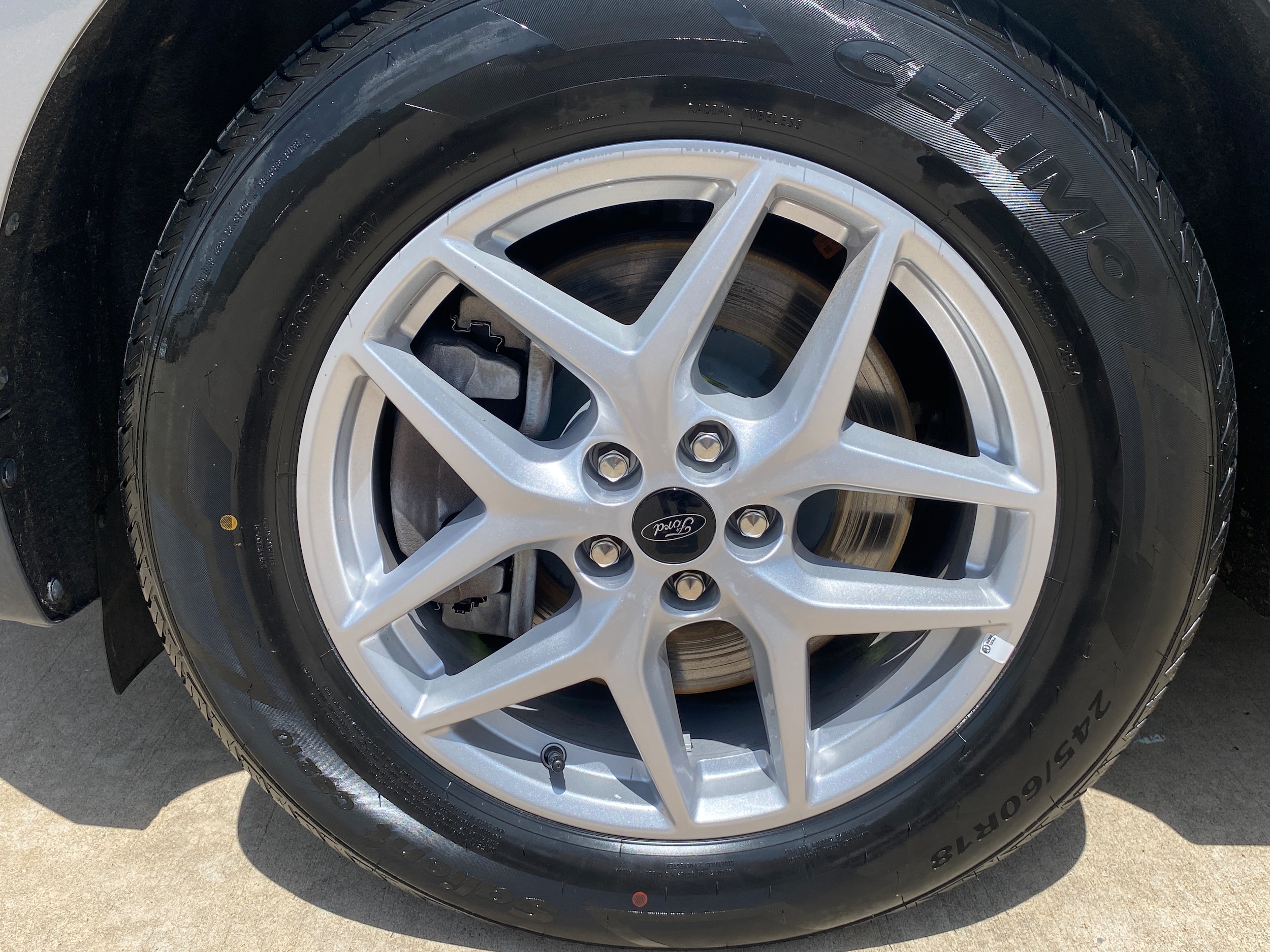 2024 Ford Edge SEL - Photo 9