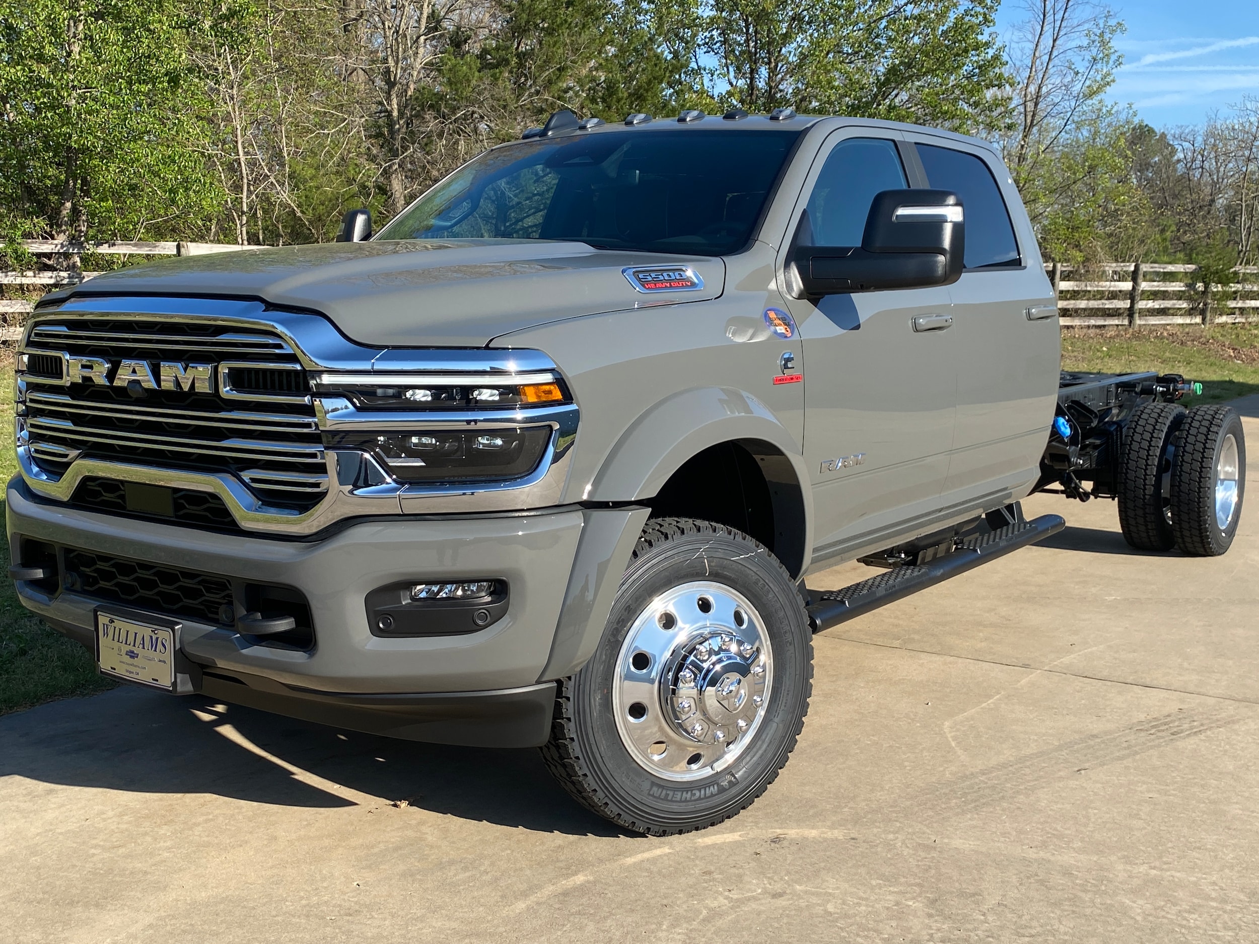 2026 RAM 5500 Big Horn 4X4 Crew Cab DRW 197" WB's photo
