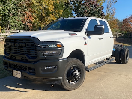2025 Ram 3500 Chassis Cab Tradesman/Big Horn Truck Crew Cab