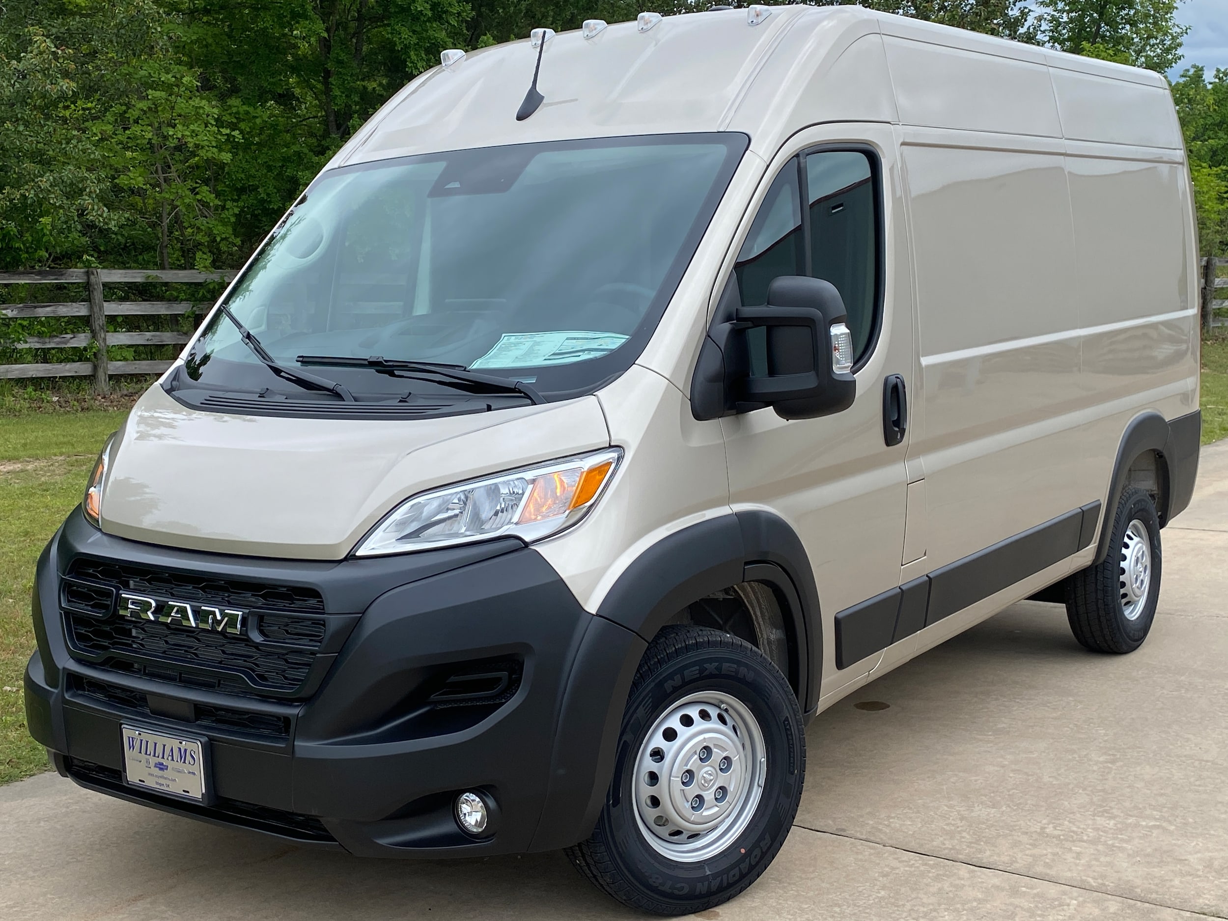 2026 RAM ProMaster 1500 Tradesman 136" WB High Roof's photo