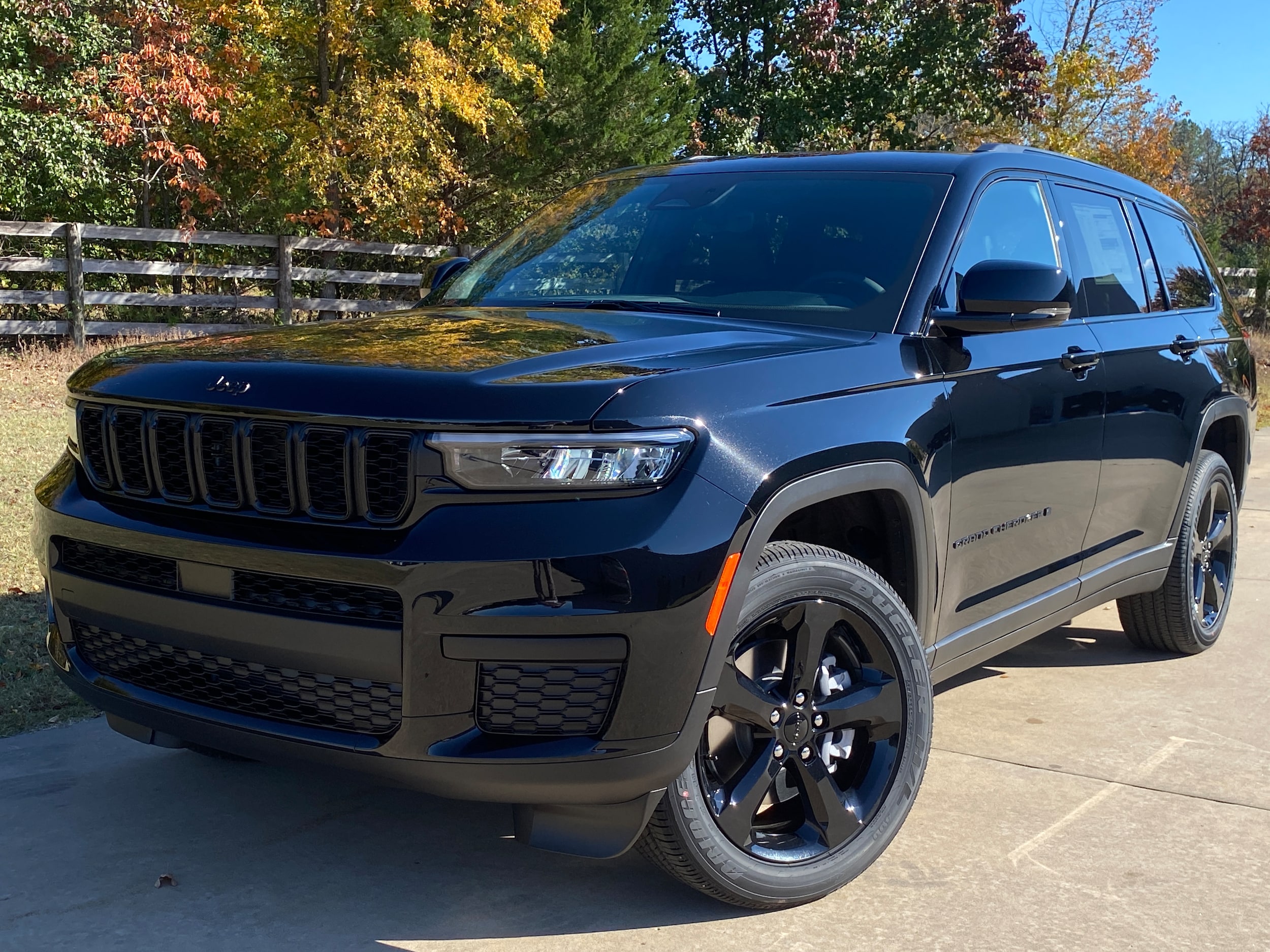 2025 Jeep Grand Cherokee L Altitude's photo