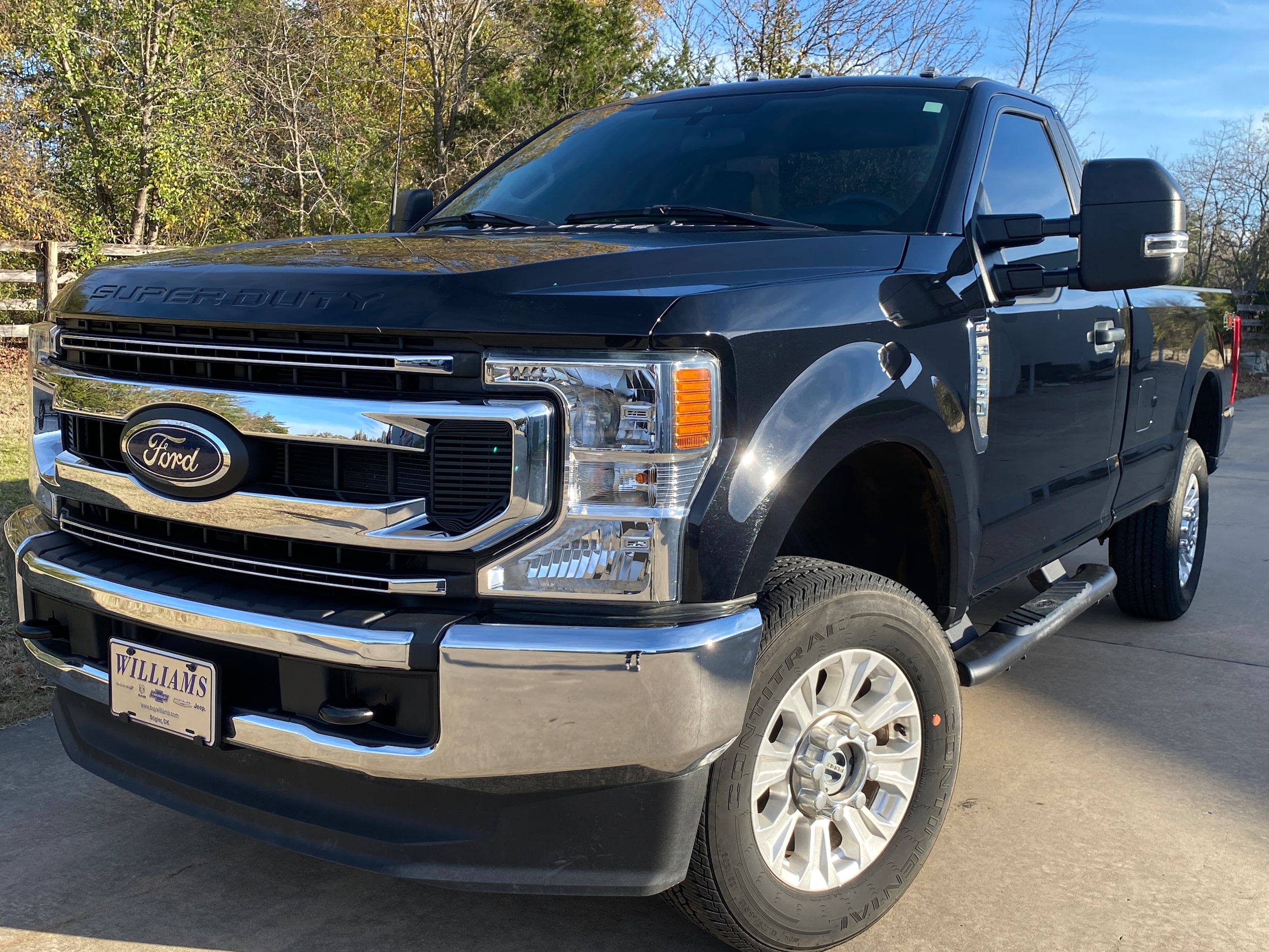 2022 Ford F-250 Super Duty XL's photo