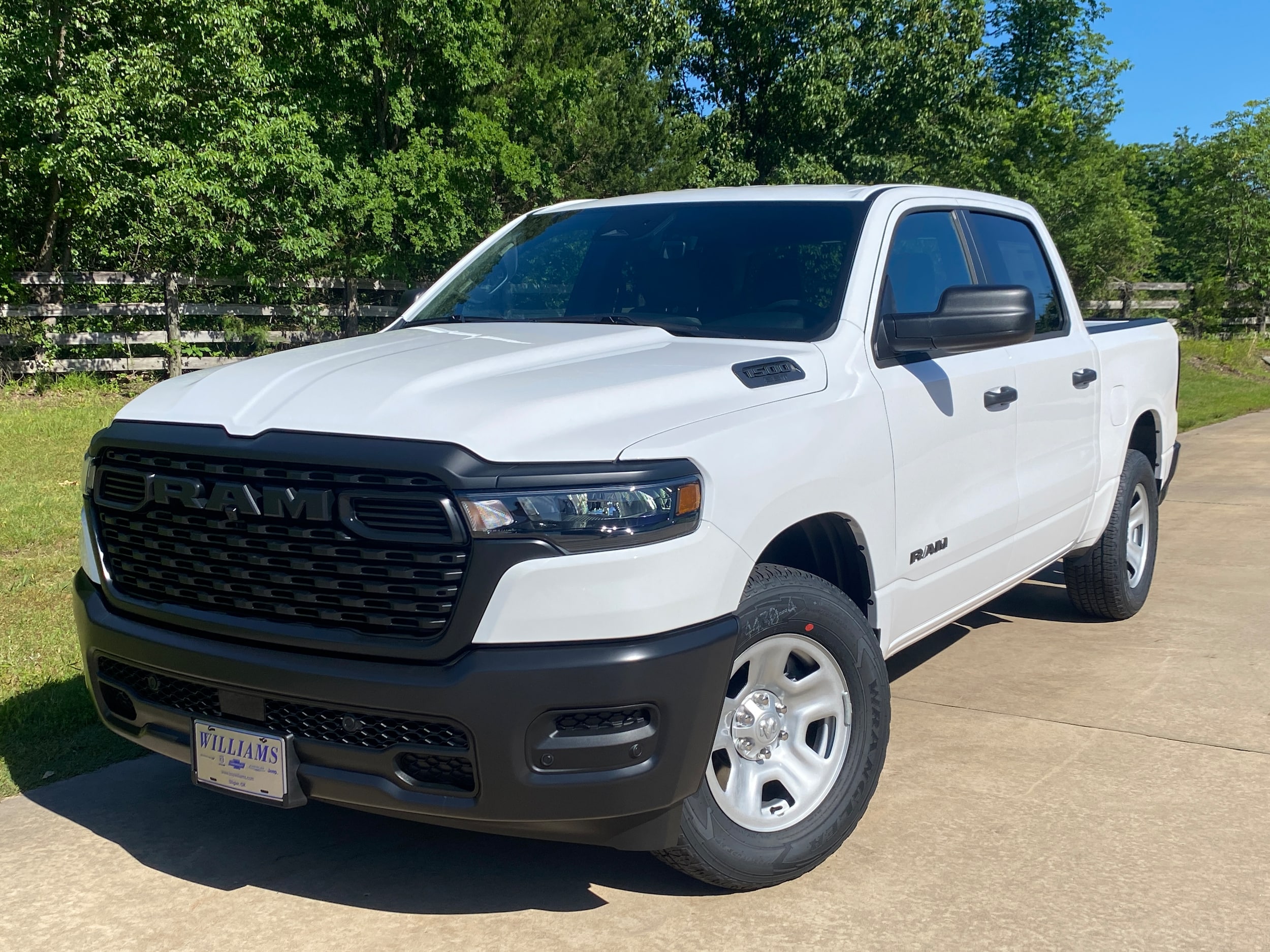 2025 RAM Ram 1500 Pickup Tradesman's photo