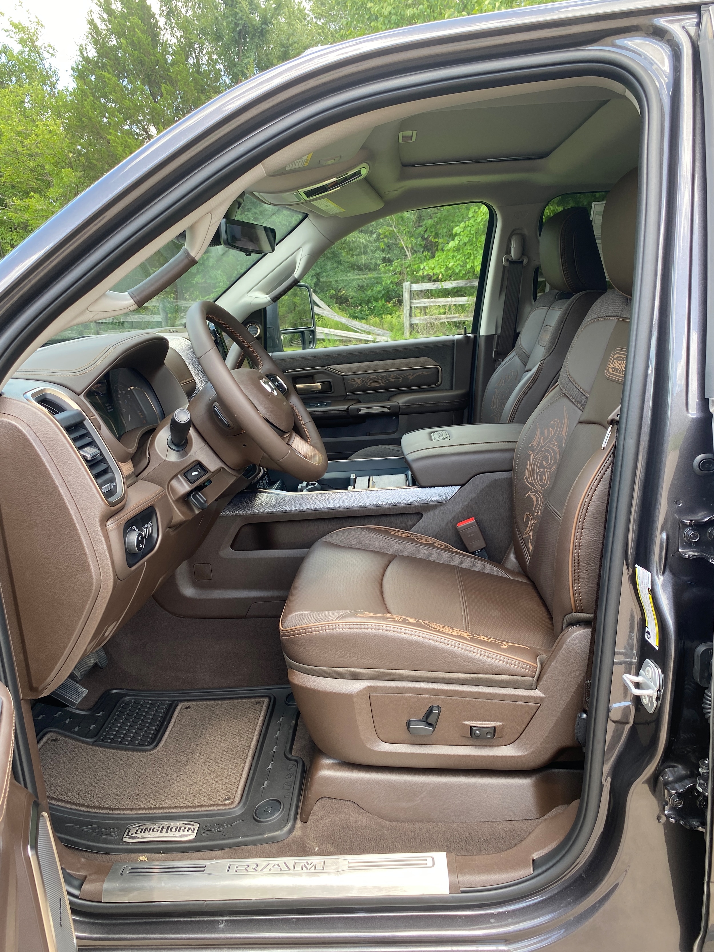 2025 RAM 2500 Limited - Photo 11