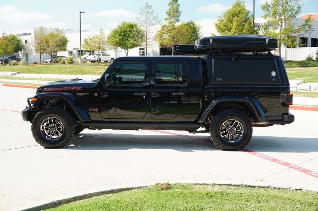 Used 2024 Jeep Gladiator Mojave Truck