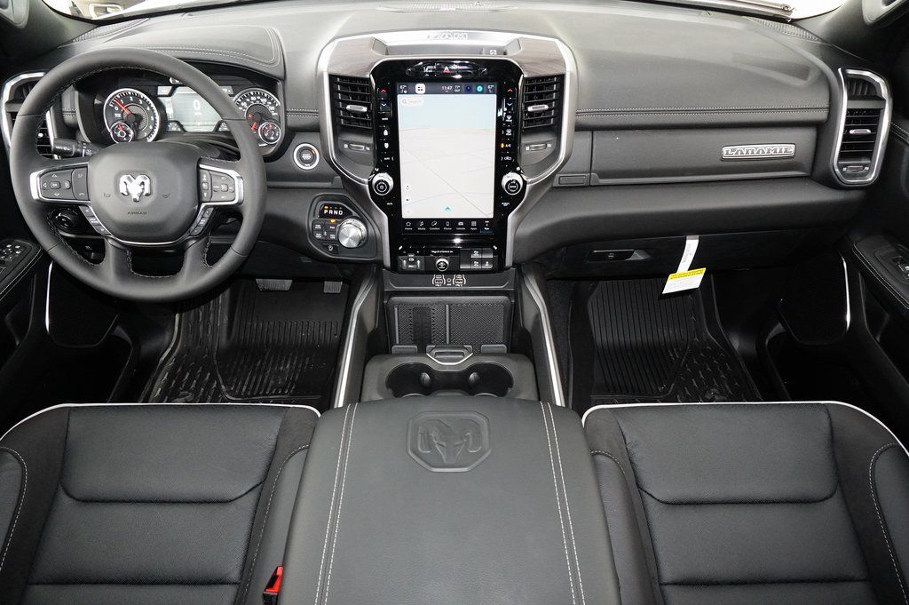 2025 RAM 1500 Laramie - Photo 10