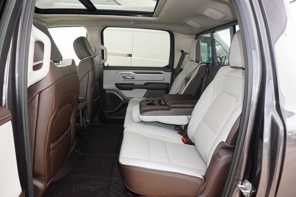 2026 RAM 1500 Laramie - Photo 12