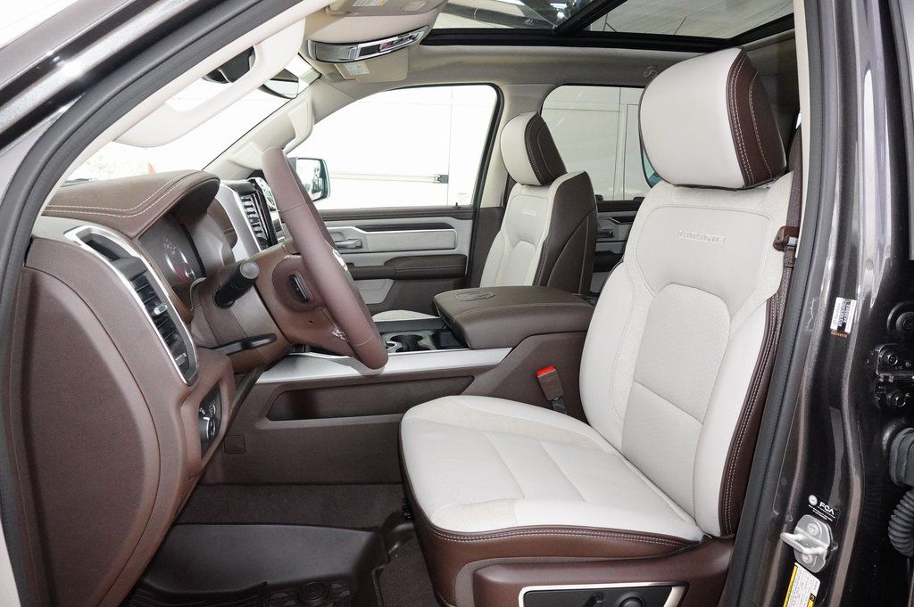 2026 RAM 1500 Laramie - Photo 11