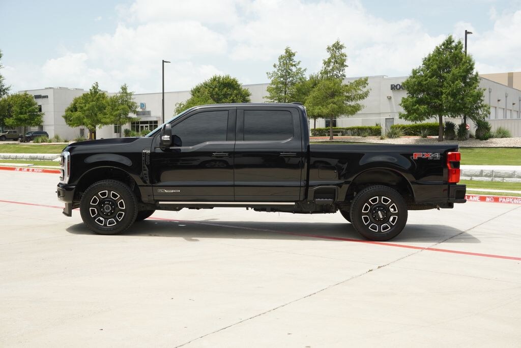Used 2025 Ford F-250SD Platinum Truck