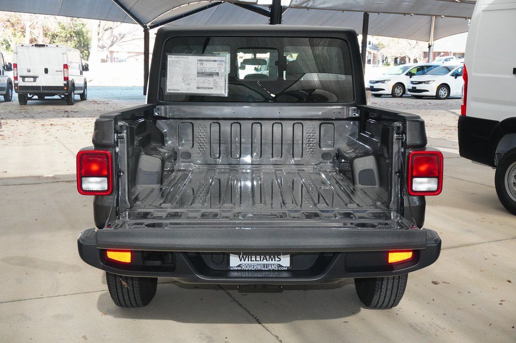 2026 Jeep Gladiator Sport - Photo 12