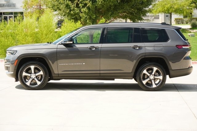 Used 2023 Jeep Grand Cherokee L Limited with VIN 1C4RJJBG2P8777005 for sale in Weatherford, TX