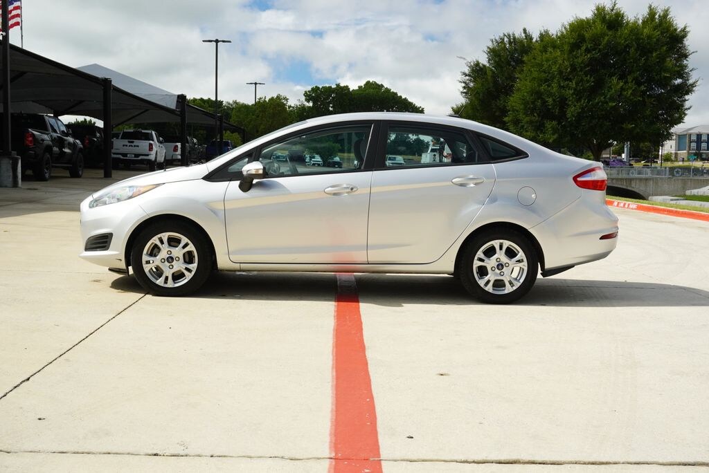 Used 2015 Ford Fiesta SE Sedan