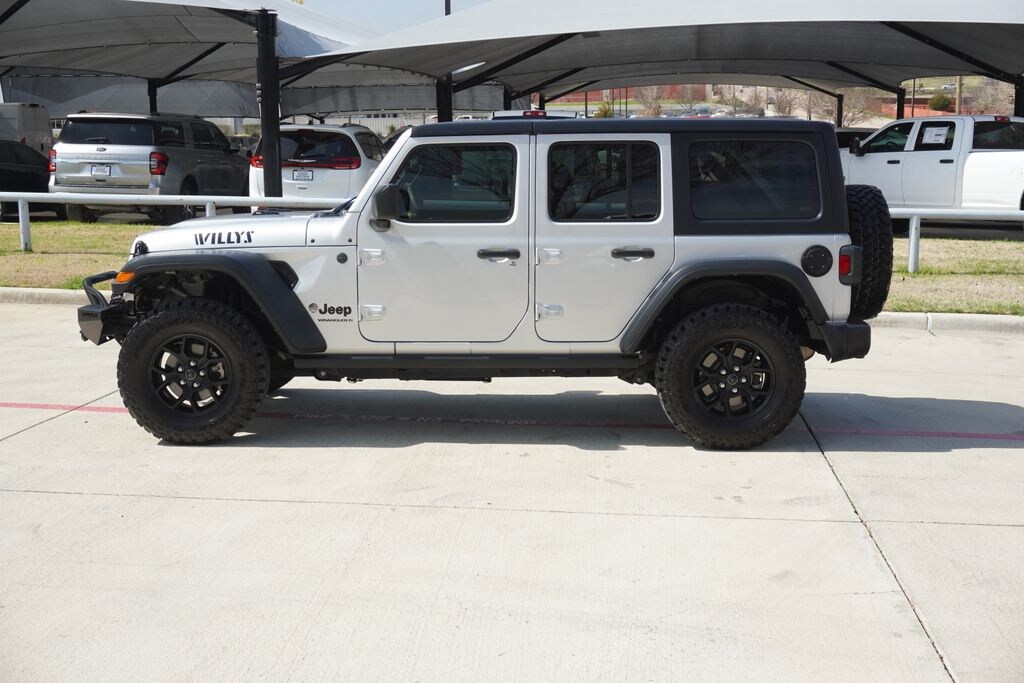 Used 2024 Jeep Wrangler Willys SUV