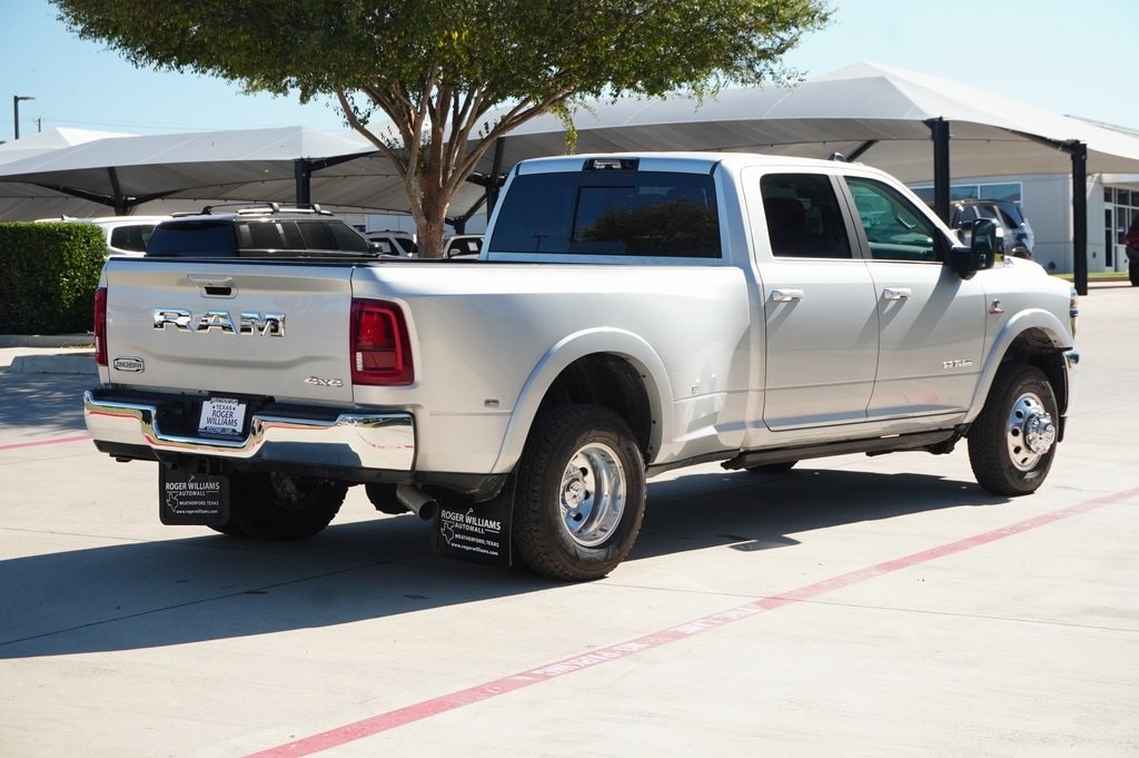New 2026 Ram 3500 LIMITED LONGHORN CREW CAB 4X4 8' BOX Pickup