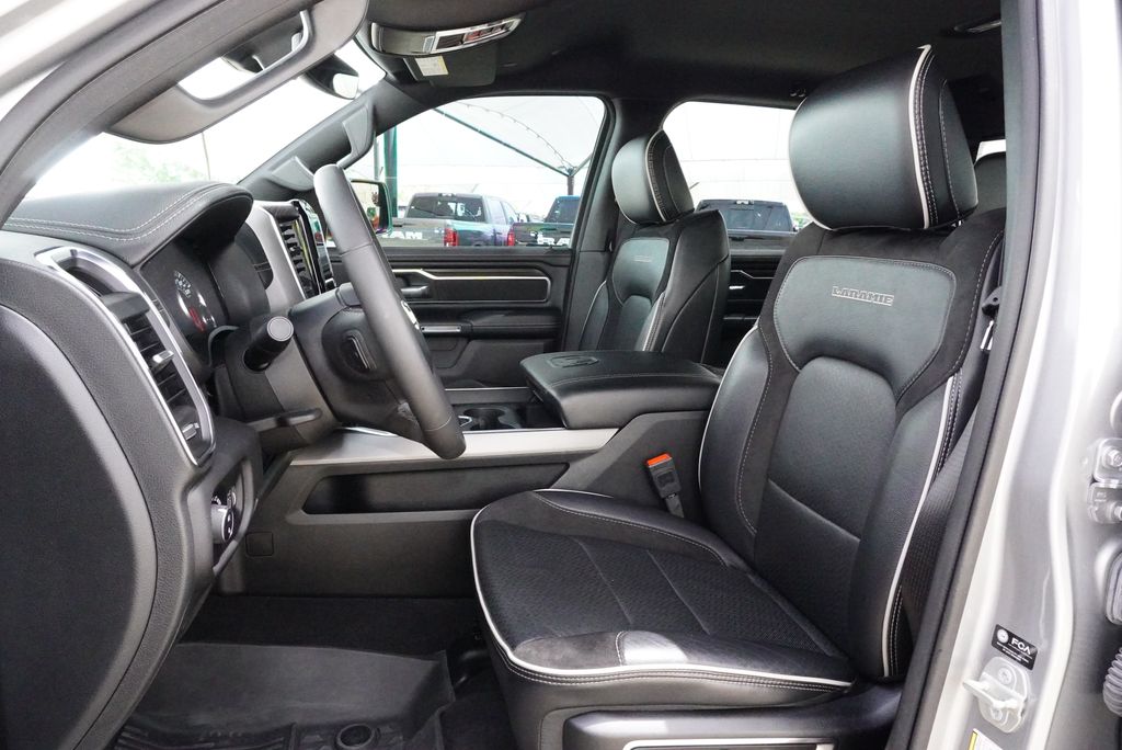 2025 RAM Ram 1500 Pickup Laramie - Photo 28