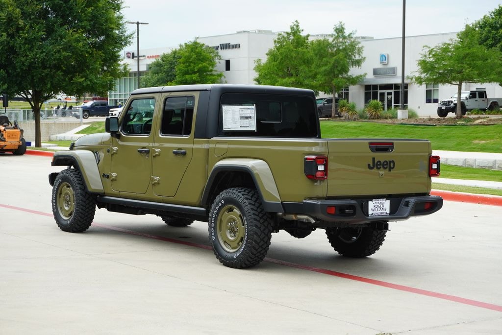 New 2026 Jeep Gladiator Sport Pickup
