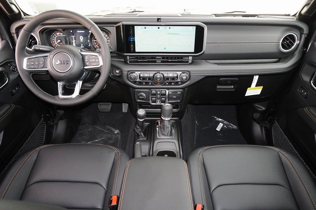2025 Jeep Wrangler 4-Door Sahara - Photo 10