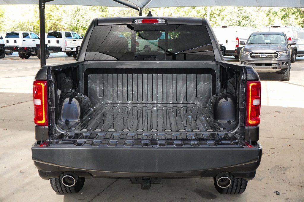 2026 RAM 1500 Laramie - Photo 13