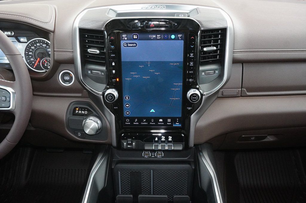 2026 RAM 1500 Laramie - Photo 8