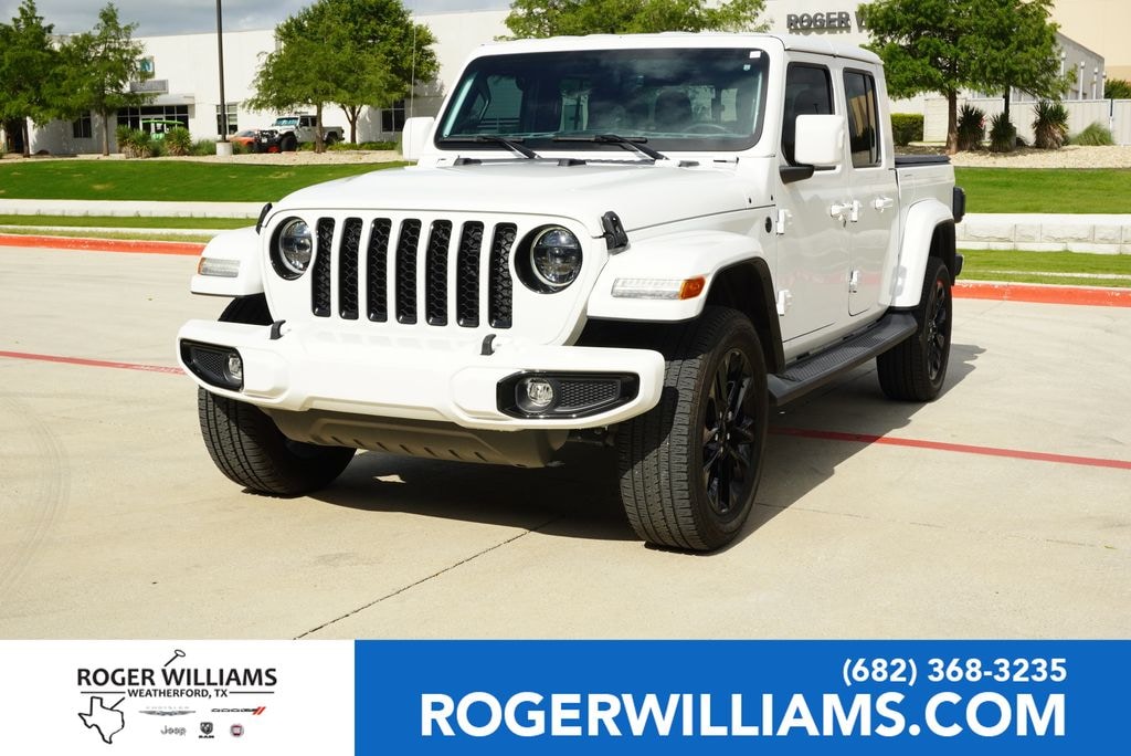 Used 2023 Jeep Gladiator Overland Truck