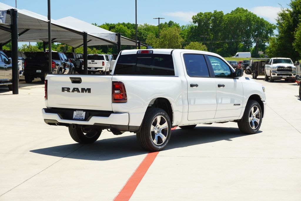 New 2026 Ram 1500 Express Pickup