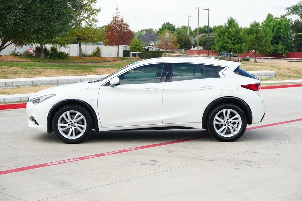 Used 2019 INFINITI QX30 ESSENTIAL with VIN SJKCH5CP1KA010171 for sale in Weatherford, TX